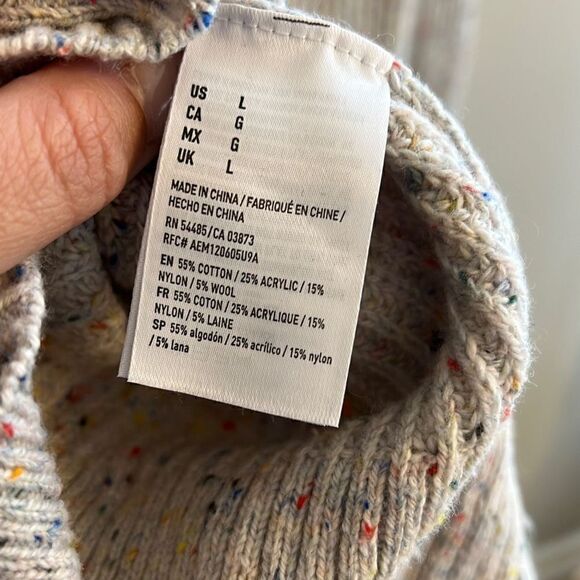 American Eagle Sweater Womens L Tan Multi Color Fleck Keyhole Pullover Wool Soft - Picture 8 of 8